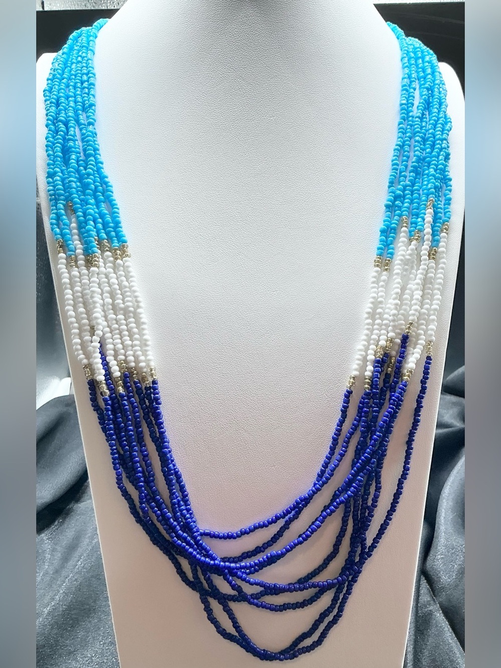 TALBOTS SEED BEAD LONG BLUE WHITE AND GOLD TONE NECKLACE NWT